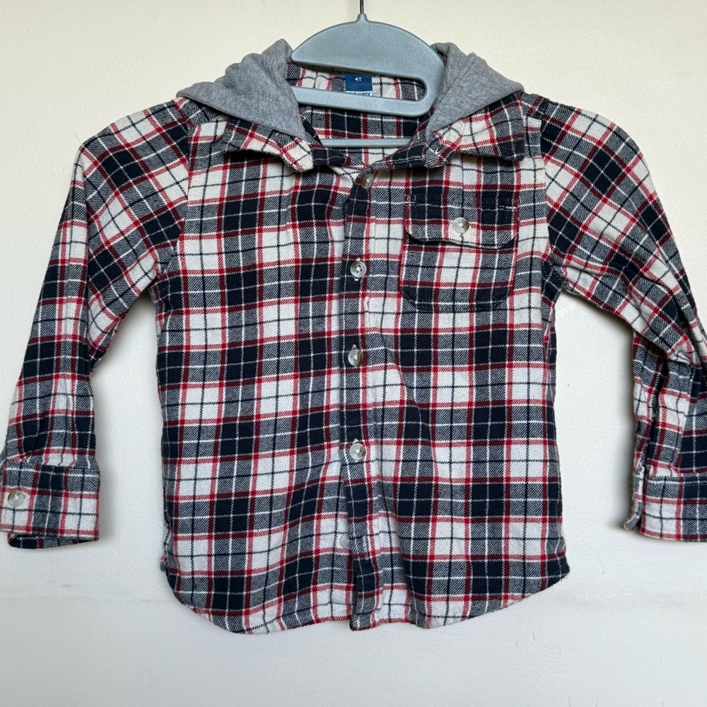 Old Navy Boys Hooded Gray and Red Button Down Shirt Classic Plaid Size 4T